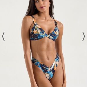 Oneone swim bikini top
